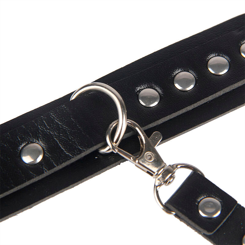 Ataduras con Carácter — Esposas con Cinturón de Bondage Negro, Subblime